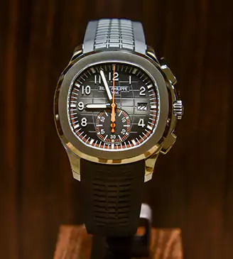 Watch Broker in Levis, QC